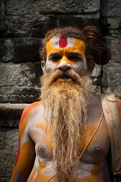 портрет святой садху человек - india sadhu nepalese culture nepal стоковые фото и изображения