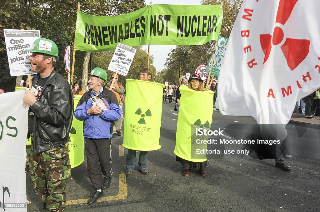 Anti-austerità marzo a Londra, Inghilterra - Foto stock royalty-free di Ambientazione esterna