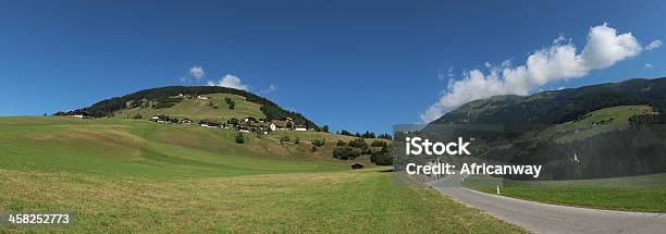 Foto de Panorama De Oberried Tirol Oriental Tirol Áustria e mais fotos de stock de Agricultor