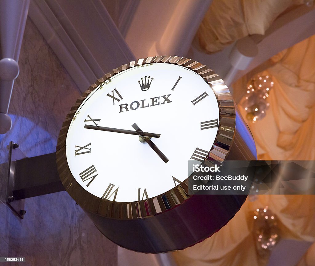 Rolex Insegna di negozio - Foto stock royalty-free di Guardare con attenzione