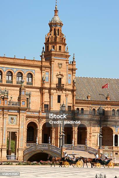 Palacio Español En Sevilla España Foto de stock y más banco de imágenes de Aire libre - Aire libre, Arquitectura, Arquitectura exterior