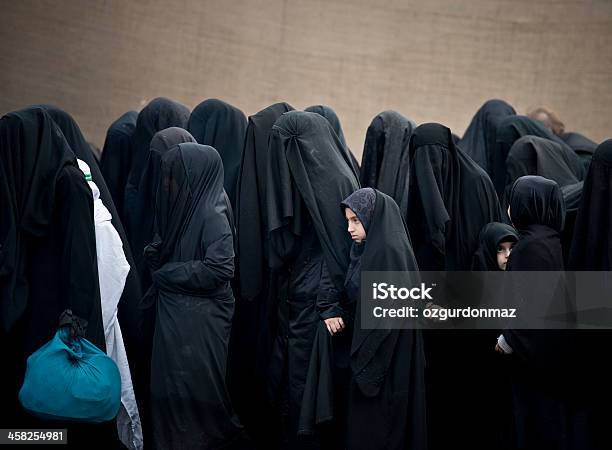 Foto de Shiite Muçulmanos Participe De Um Desfile Religioso e mais fotos de stock de Adolescente