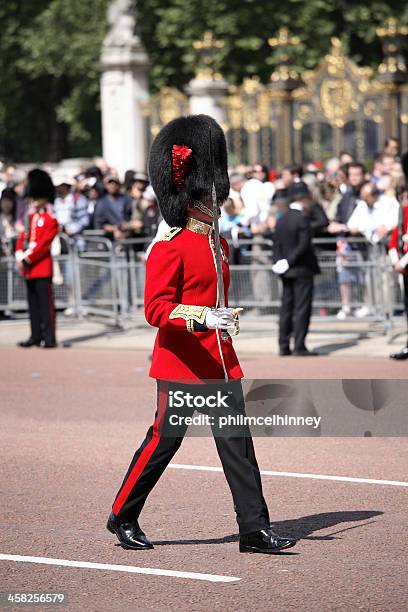 Photo libre de droit de Coldstream Garde À banque d'images et plus d'images libres de droit de Angleterre - Angleterre, Armement, Armée