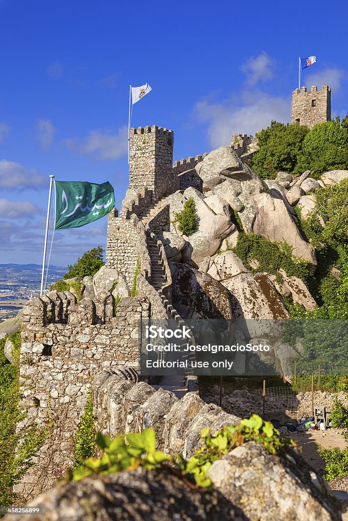 Castelo dos Mouros em Sintra, Portugal - Foto de stock de Castelo royalty-free