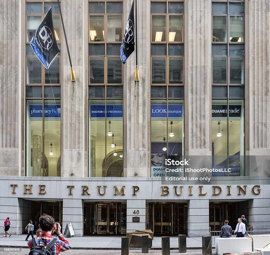 Edificio Trump por Wall Street - Foto de stock de Aire libre libre de derechos