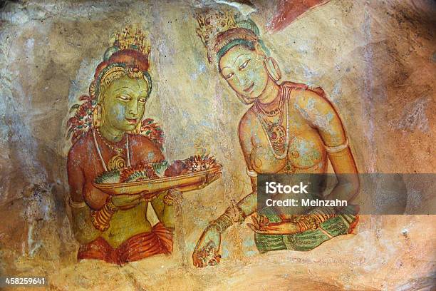 Mundialmente Famosa Frescos De Senhoras Em Sigiriya Estilo - Fotografias de stock e mais imagens de Adulto