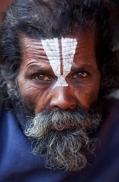 садху портрет - india sadhu nepalese culture nepal стоковые фото и изображения