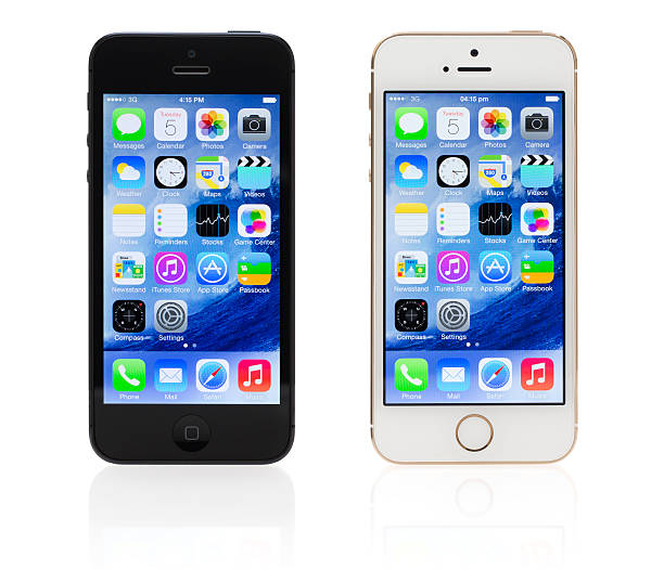アップルの iphone 5 のブラックとゴールドで 5 秒 - youtube iphone video mobile phone ストックフォトと画像