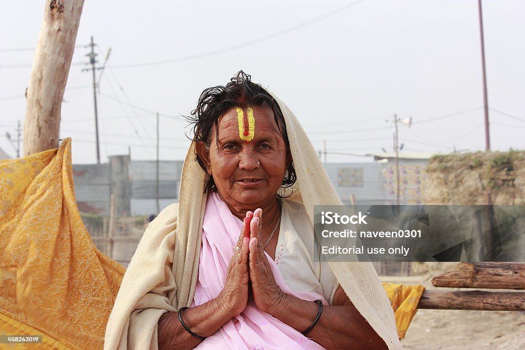 Holy Lady di Kumbh 2013 - Foto stock royalty-free di Bramino
