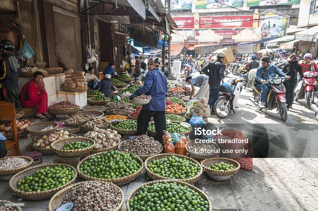 Mercado de Rua em Hanói, Vietname - Royalty-free Hanói Foto de stock