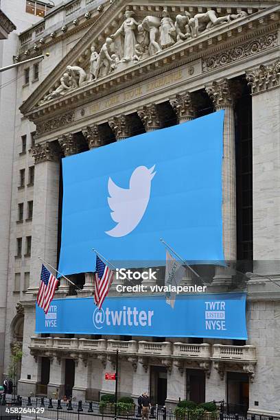 Twitter Na - zdjęcia stockowe i więcej obrazów Komunikator internetowy - Komunikator internetowy, Banner internetowy, Biznes