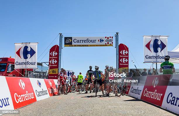 Amateurradfahrer An Der Col De Pailheres Stockfoto und mehr Bilder von Amateur - Amateur, Berggipfel, Fitnesstraining