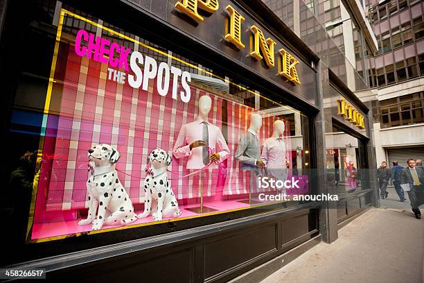 Pink Store In London Gb Stockfoto und mehr Bilder von Auslage - Auslage, Bekleidungsgeschäft, Editorial