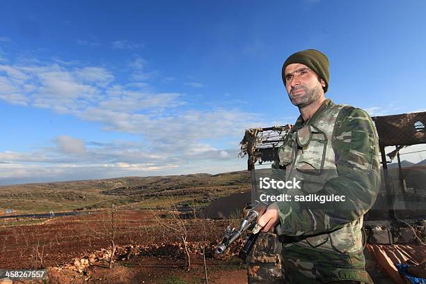 Grupos Paramilitares Curdo Na Turquia - Fotografias de stock e mais imagens de Adulto - Adulto, Anatólia Oriental, Arma de Fogo