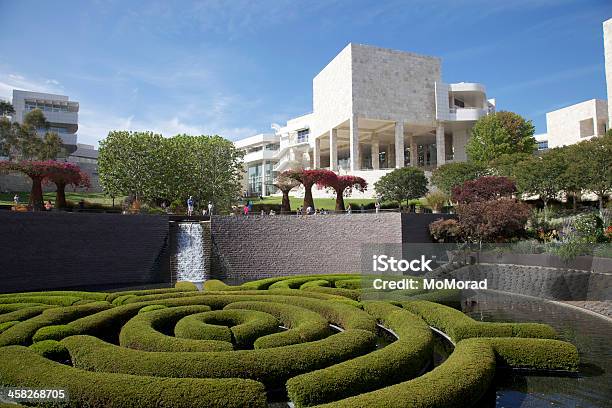 J Paul Getty Museum Und Den Central Garden Stockfoto und mehr Bilder von J. Paul Getty-Museum - J. Paul Getty-Museum, Architektur, Außenaufnahme von Gebäuden