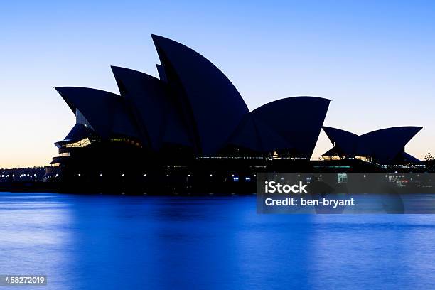 Sydney Opera House At Sunrise Голубого Цвета — стоковые фотографии и другие картинки Австралия - Австралазия - Австралия - Австралазия, Архитектура, Без людей