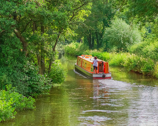 bootfahren - narrow boat stock-fotos und bilder