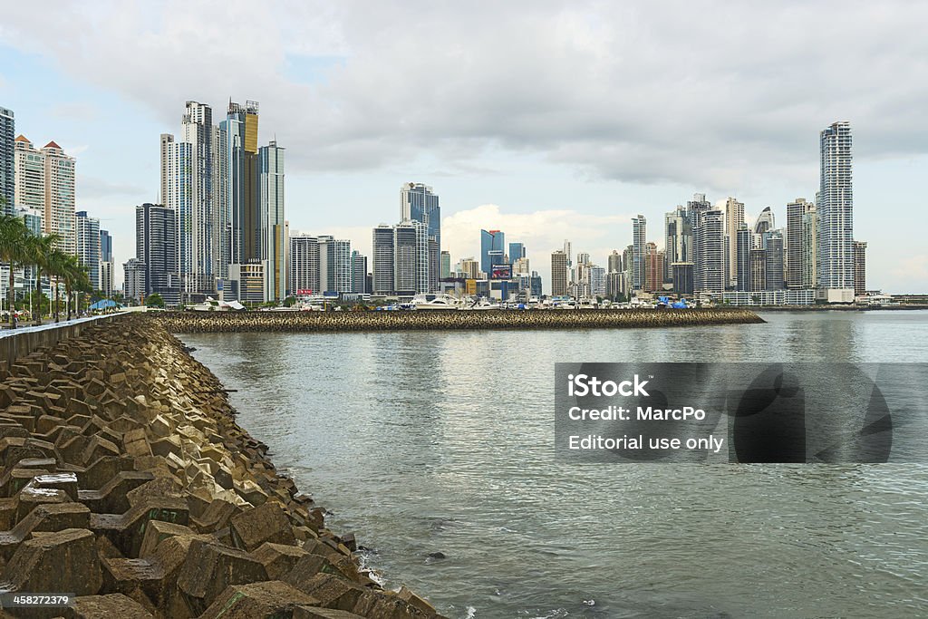 Horizonte do centro da cidade do Panamá - Foto de stock de América Central royalty-free