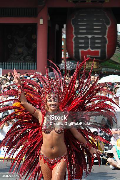ブラジルのダンサーに29 浅草サンバカーニバル - お祝いのストックフォトや画像を多数ご用意 - お祝い, アジア大陸, エディトリアル