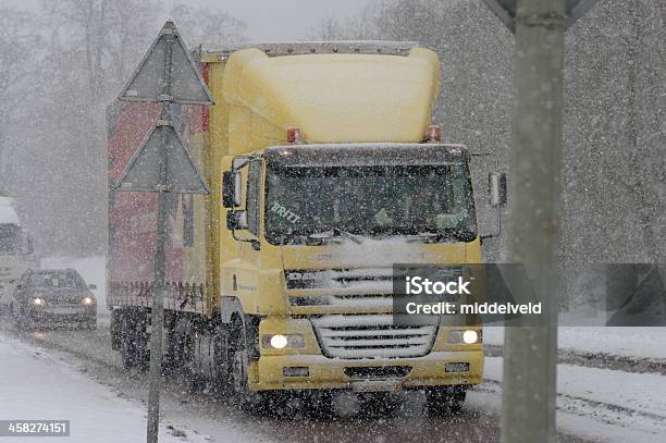 Extreme Invierno En Holanda Foto de stock y más banco de imágenes de Aire libre - Aire libre, Calle, Camioneta