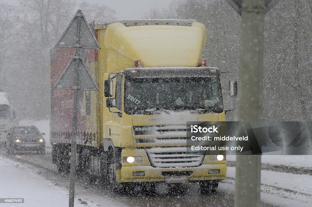 Extremas de inverno na Holanda - Foto de stock de Caminhonete pickup royalty-free