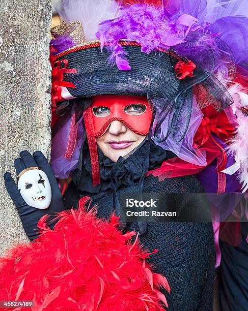 Photo libre de droit de Femme Dans Un Style Vénitien Accessoire De Déguisement banque d'images et plus d'images libres de droit de Accessoire de déguisement