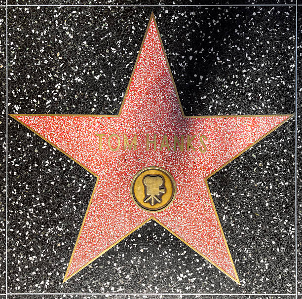 tom hanks звезда на голливудской аллея славы - tom hanks стоковые фото и изображения