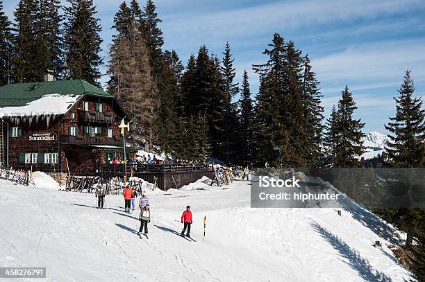 山のゲストハウス Sonnbühelkitzbühelhahnenkamm - キッツビュールのストックフォトや画像を多数ご用意 - キッツビュール, 冬, ちやほや