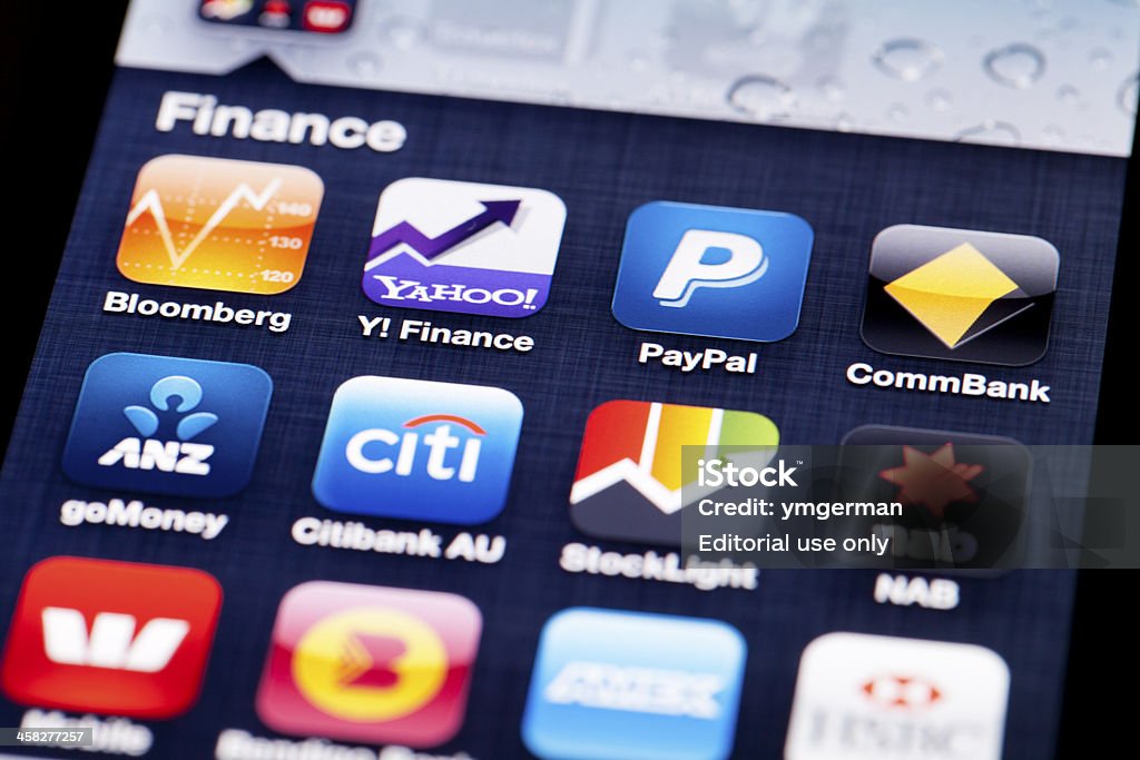 Finanza app per iOS - Foto stock royalty-free di Applicazione mobile