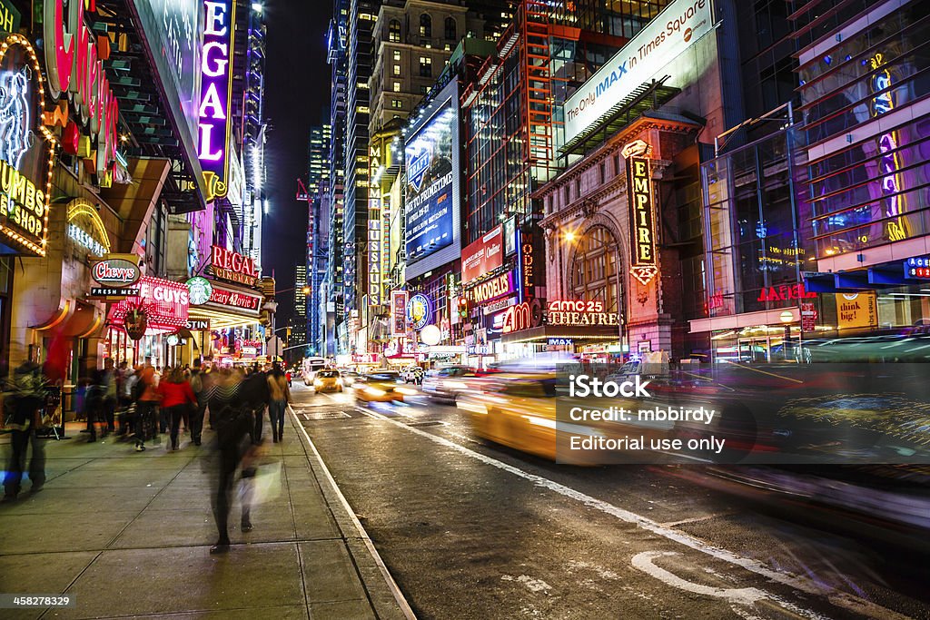 42 nd street in der Nacht, New York City, USA - Lizenzfrei Architektur Stock-Foto