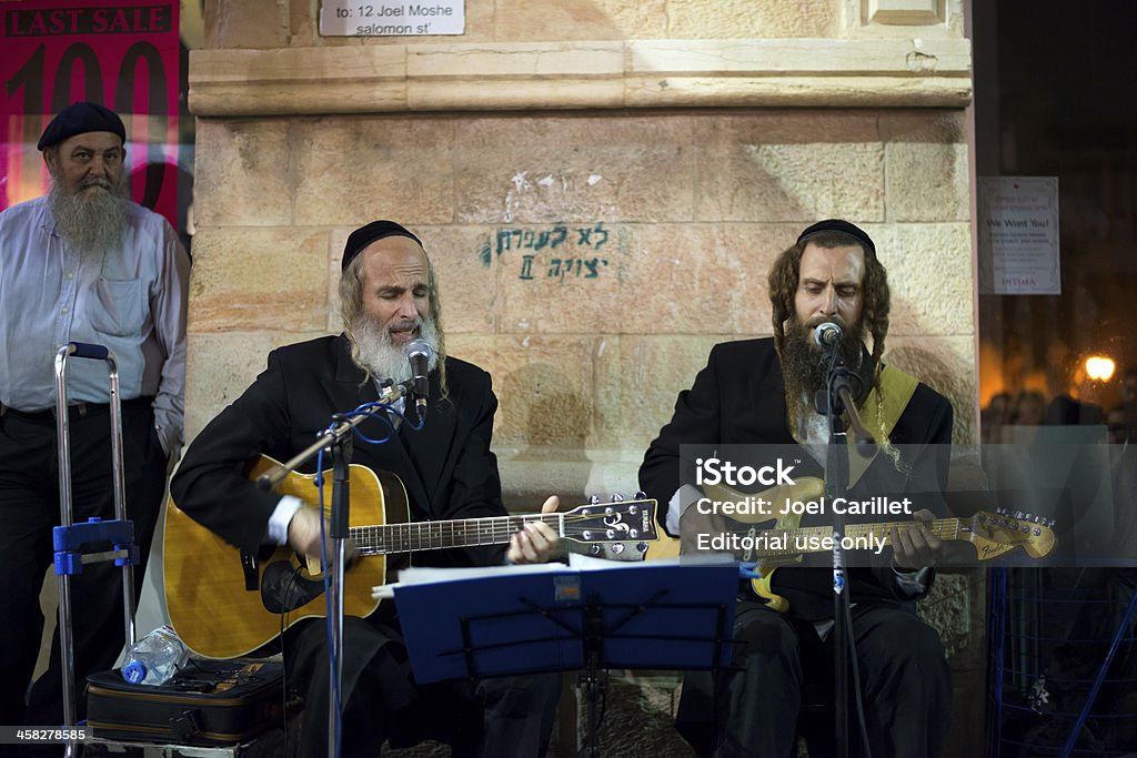정교회 Jews 게임하기 장기적인 곡들을 예루살렘 - 로열티 프리 Performance Group 스톡 사진