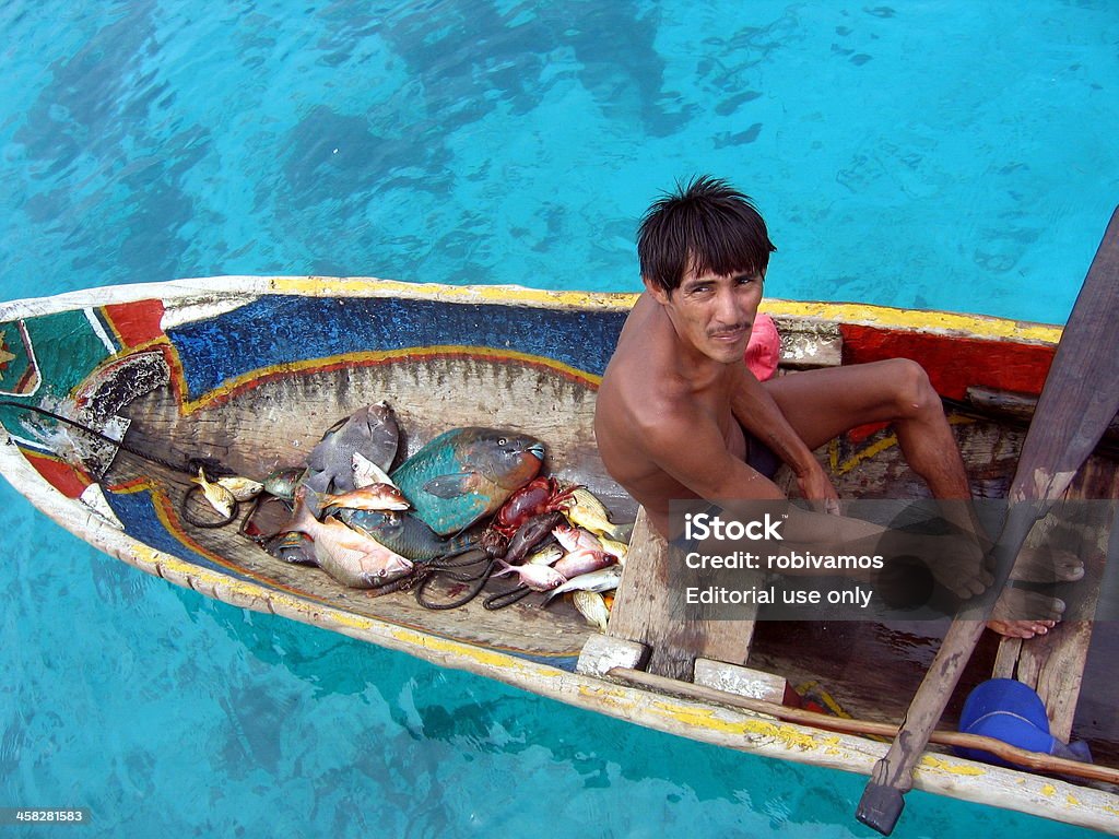 pessoas Kuna - Foto de stock de Ilhas San Blas royalty-free pessoas Kuna - Foto de stock de Ilhas San Blas royalty-free
