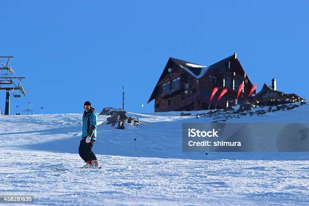 Mann Alpin Vor Lynch Refugeandes Und Patagonia Stockfoto und mehr Bilder von Anden - Anden, Argentinien, Bariloche