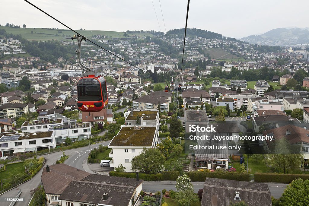 Cable Car na Suíça. - Foto de stock de Ajardinado royalty-free