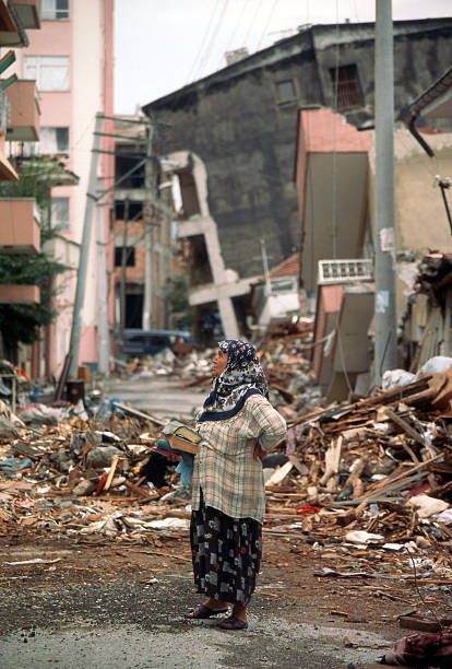 i̇zmit trzęsienie ziemi - yalova zdjęcia i obrazy z banku zdjęć