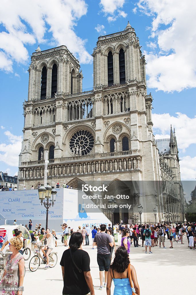 Notre Dame de Paryż - Zbiór zdjęć royalty-free (Architektura)