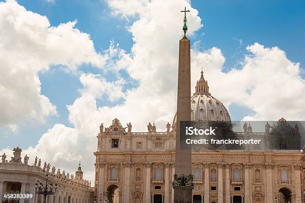 Foto de Fachada Da Basílica De São Pedro Em Roma e mais fotos de stock de Antigo - Antigo, Arquitetura, Basílica