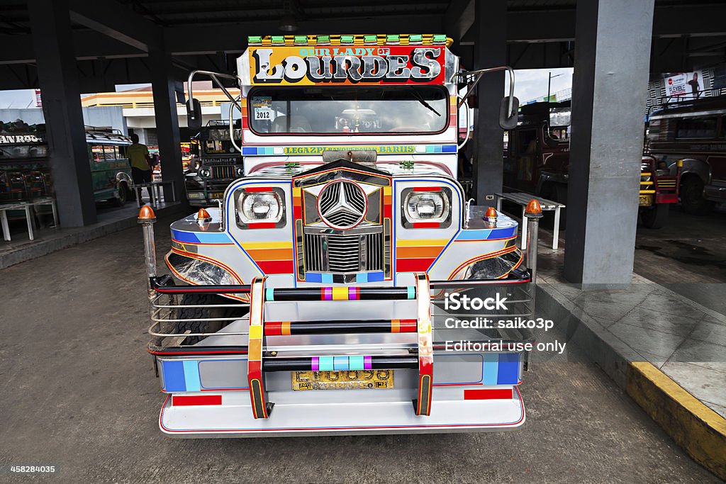 Jeepney - Foto de stock de 4x4 libre de derechos
