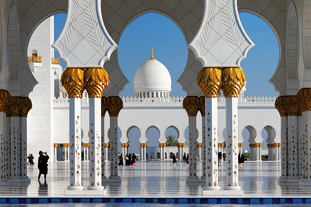 grande mosquée de cheikh zayed, abu dhabi, emirats arabes unis - sheik zayed photos et images de collection