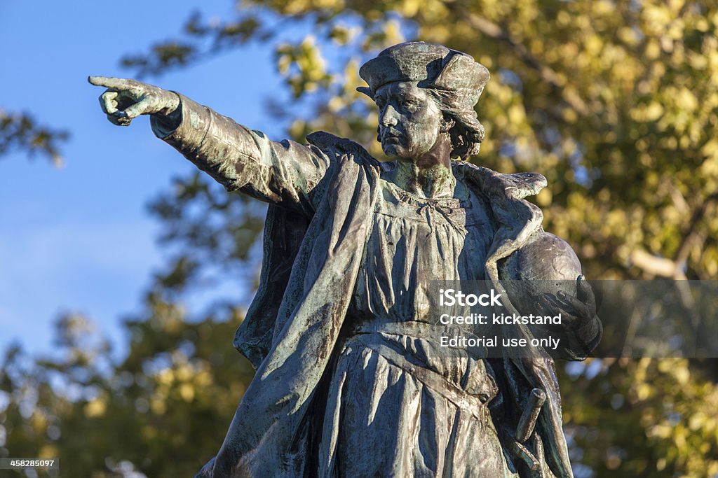 Statua di Cristoforo Colombo - Foto stock royalty-free di Cristoforo Colombo - Esploratore