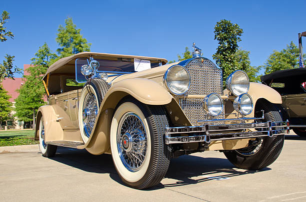 packard 1929 phaeton модели 640 - packard стоковые фото и изображения