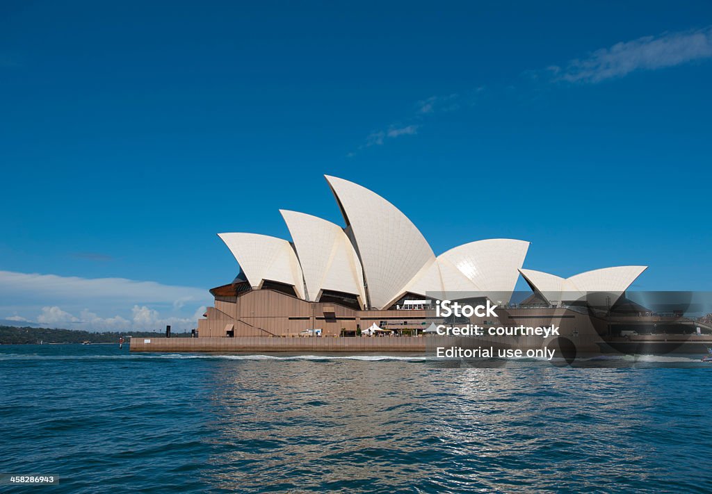 Sydney Opera House - Foto stock royalty-free di Acqua