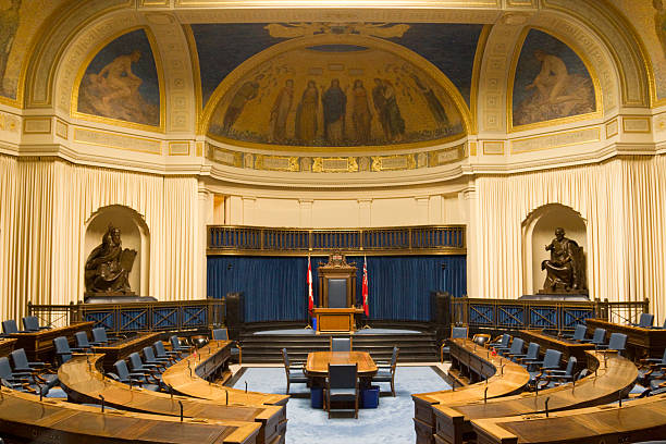 a câmara legislativa de manitoba parliment building - manitoba legislative chamber - fotografias e filmes do acervo