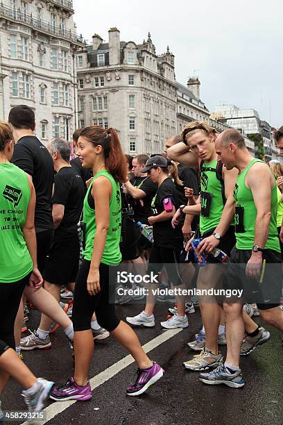 Foto de Os Participantes Do British 10 K London Run 2012 e mais fotos de stock de Correr - Correr, Estilo de Vida, Maratona de Londres