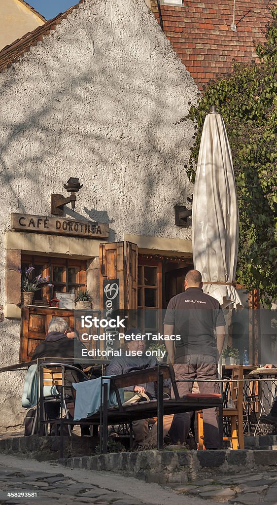 Petit pub dans le centre-ville de Szentendre - Photo de Architecture libre de droits