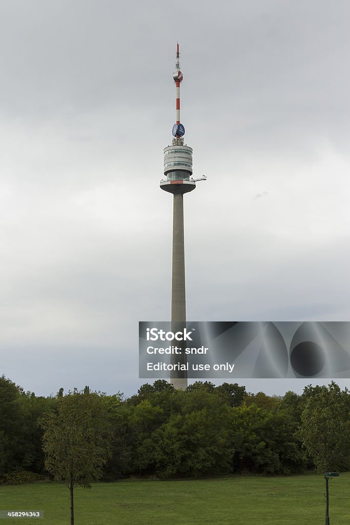 Donauturm - Foto de stock de Arquitetura royalty-free