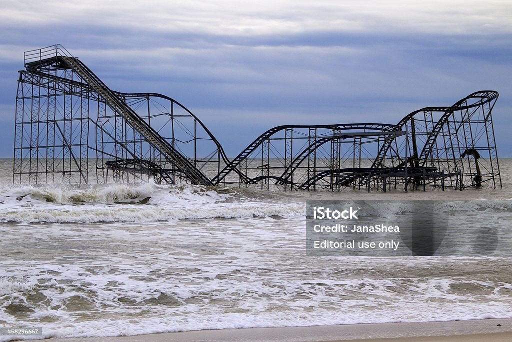 Seaside Heights russes après le passage de l'ouragan Sandy - Photo de Ouragan Sandy libre de droits