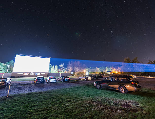 cinema drive-in - editorial maritime provinces canada night foto e immagini stock