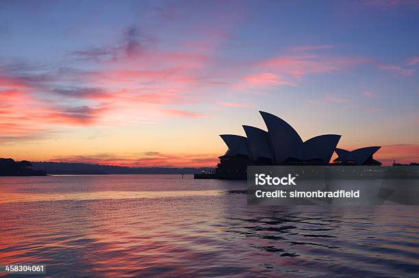 Oper Von Sydney In Der Abenddämmerung Stockfoto und mehr Bilder von Australien - Australien, Circular Quay, Fotografie