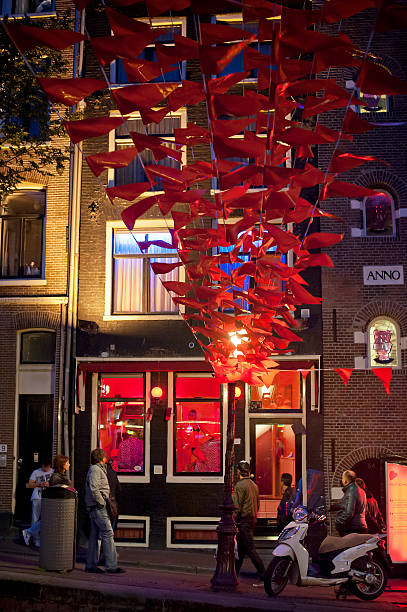 アムステルダムで redlight 地区 - sex district ストックフォトと画像